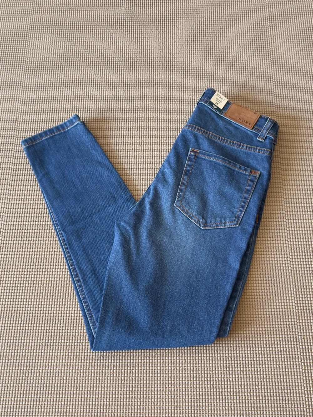 ROXY mid rise skinny denim jeans size 25 button down